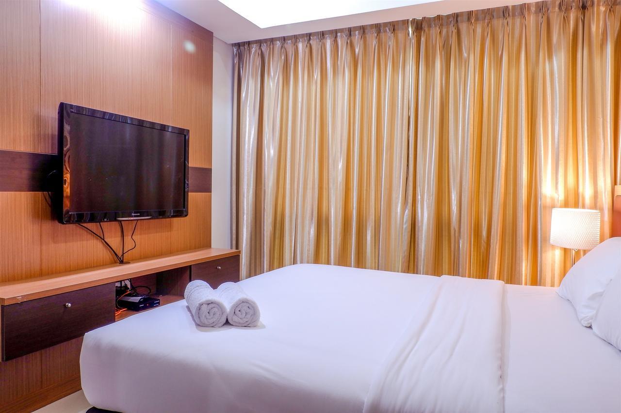 Apartment 2br Cozy Pool View Kemang Village With Access To Mall By Travelio *
